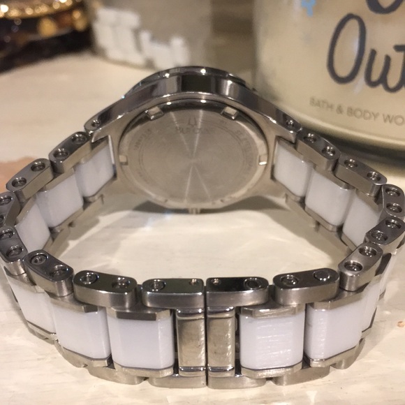 Watch - Picture 4 of 4